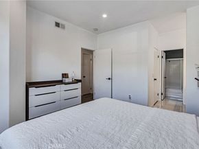 922 S Country Glen Way, Anaheim Hills CA 92808