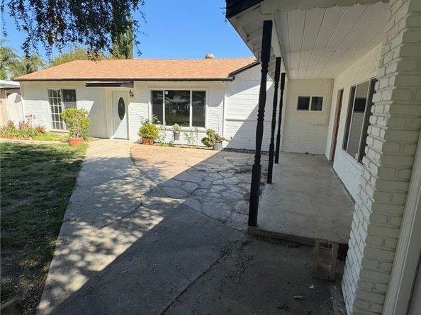 7514 Beckford Avenue, Reseda CA 91335