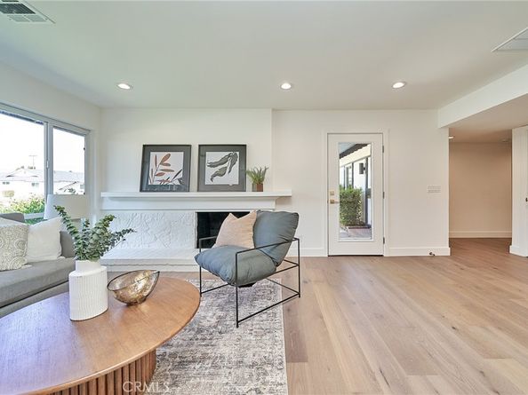 9604 Swinton, North Hills CA 91343