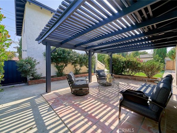 9604 Swinton, North Hills CA 91343