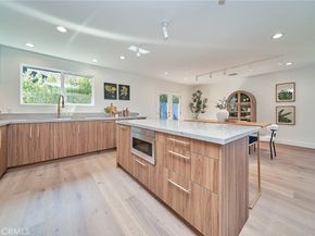 9604 Swinton, North Hills CA 91343
