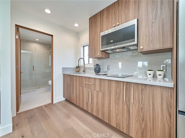 9604 Swinton, North Hills CA 91343