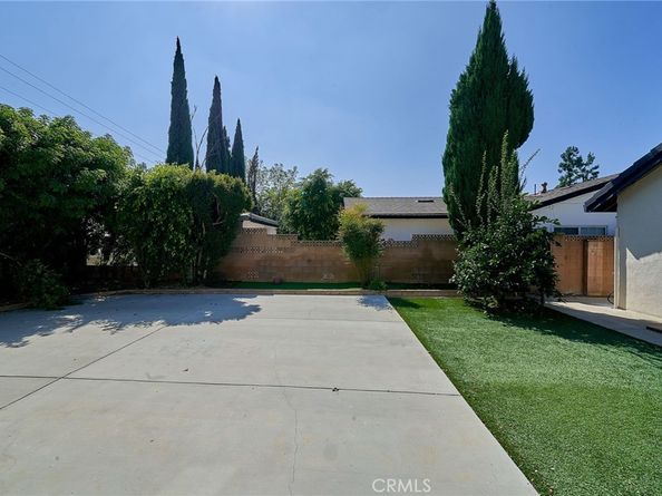 9604 Swinton, North Hills CA 91343