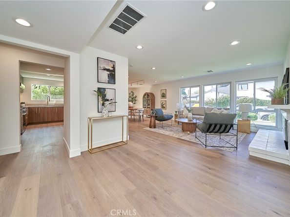 9604 Swinton, North Hills CA 91343