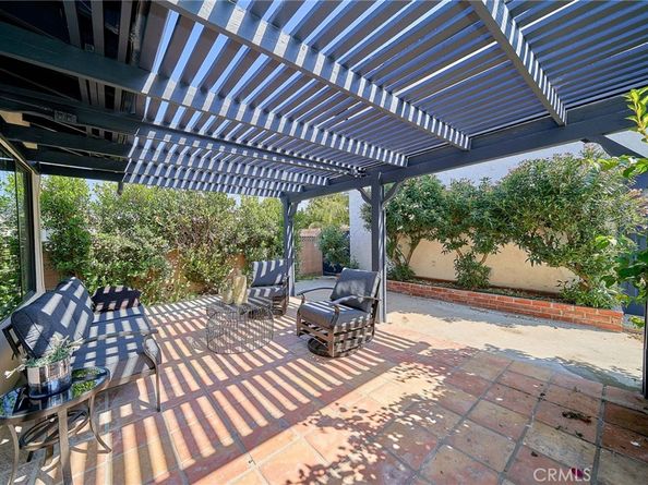 9604 Swinton, North Hills CA 91343