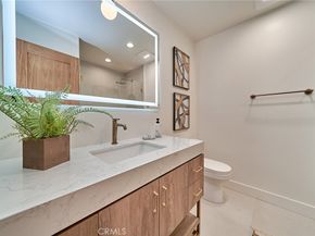 9604 Swinton, North Hills CA 91343
