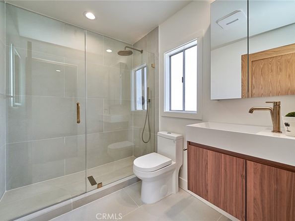 9604 Swinton, North Hills CA 91343