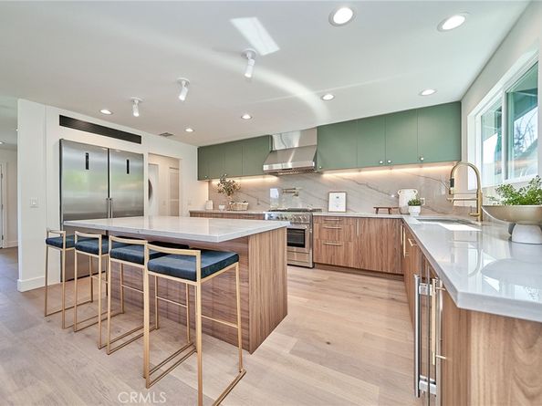 9604 Swinton, North Hills CA 91343