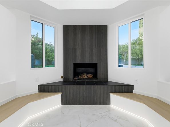 17813 Lemarsh street, Northridge CA 91325