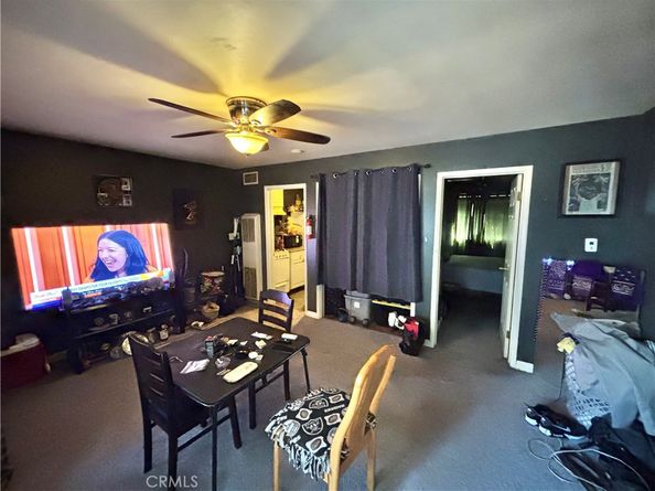 723 E 6th Street E, Long Beach CA 90802