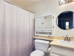 10943 Laurel Canyon A6, San Fernando CA 91340