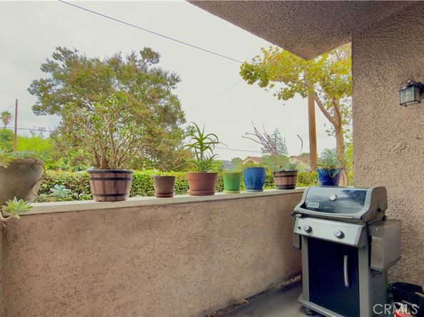 10943 Laurel Canyon A6, San Fernando CA 91340