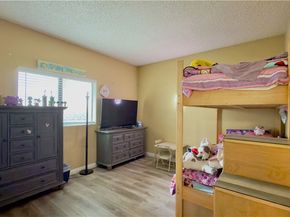 10943 Laurel Canyon A6, San Fernando CA 91340
