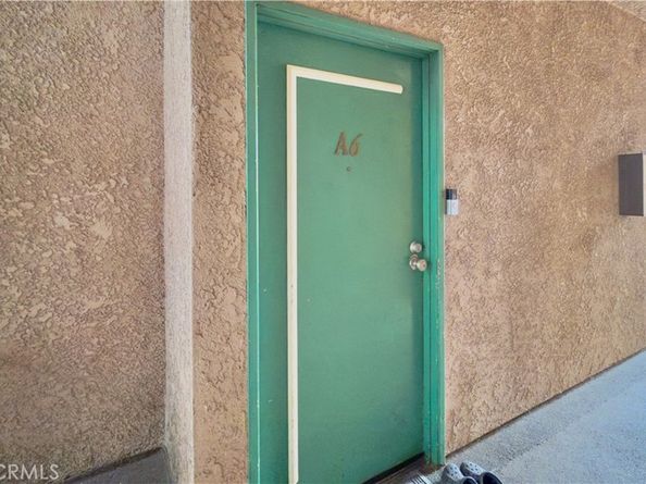10943 Laurel Canyon A6, San Fernando CA 91340