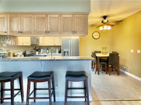 10943 Laurel Canyon A6, San Fernando CA 91340