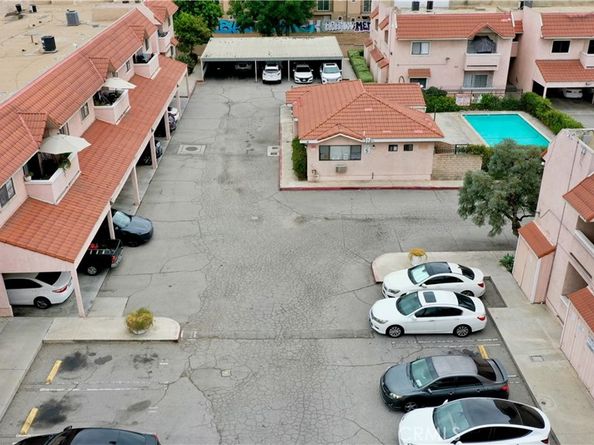 10943 Laurel Canyon A6, San Fernando CA 91340