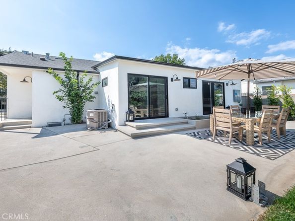 5808 Irvine Avenue, North Hollywood CA 91601