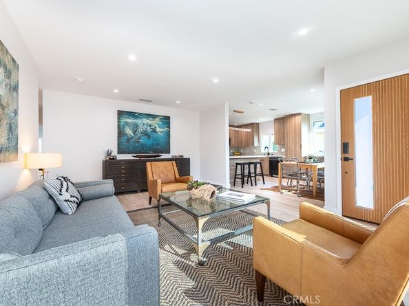 5808 Irvine Avenue, North Hollywood CA 91601