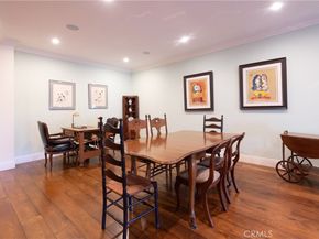 4774 Park Encino 206, Encino CA 91436