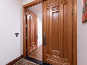 4774 Park Encino 206, Encino CA 91436