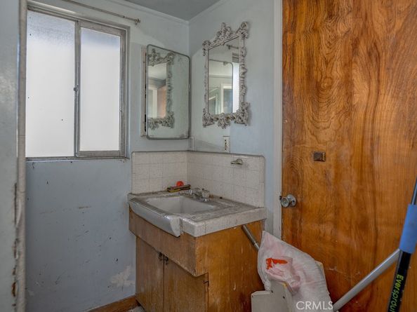 4715 Frieda Drive, Los Angeles CA 90065