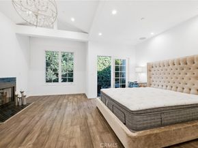 14100 Dickens St 2, Sherman Oaks CA 91423