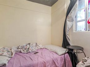 811 E 43rd Place, Los Angeles CA 90011