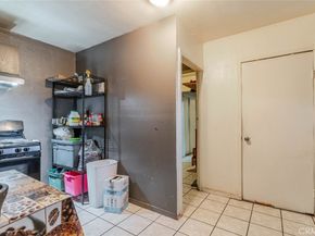 811 E 43rd Place, Los Angeles CA 90011