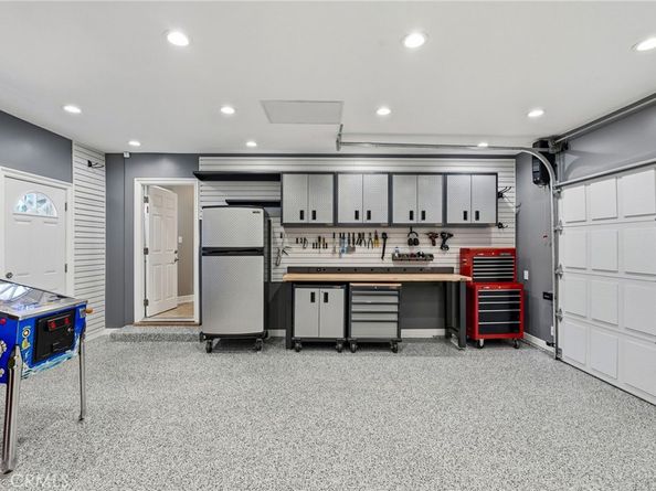 22301 Marilla Street, Chatsworth CA 91311