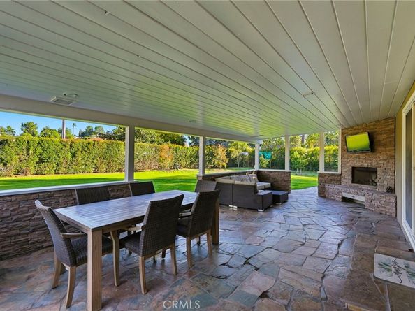 22301 Marilla Street, Chatsworth CA 91311