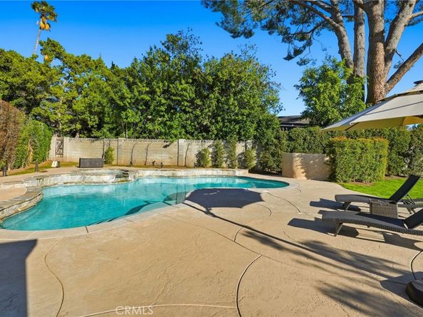 22301 Marilla Street, Chatsworth CA 91311