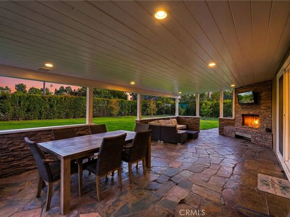 22301 Marilla Street, Chatsworth CA 91311