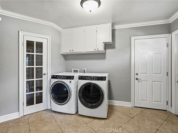 22301 Marilla Street, Chatsworth CA 91311