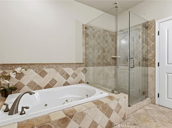 22711 Collins Street, Woodland Hills CA 91367