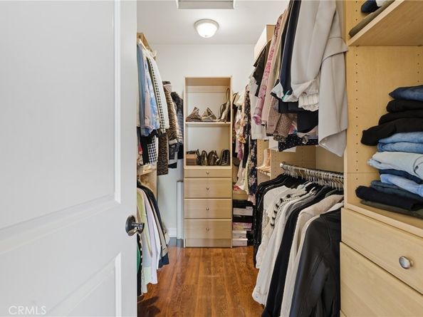 22711 Collins Street, Woodland Hills CA 91367