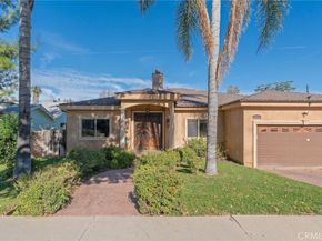 22711 Collins Street, Woodland Hills CA 91367