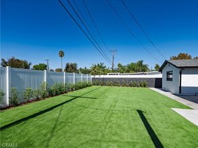 7107 Cozycroft, Winnetka CA 91306