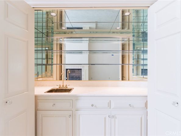 12386 Ridge Circle, Los Angeles CA 90049