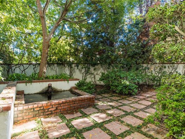 12386 Ridge Circle, Los Angeles CA 90049