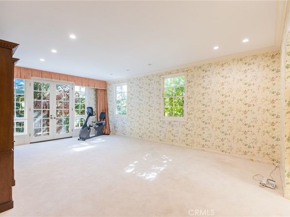 12386 Ridge Circle, Los Angeles CA 90049