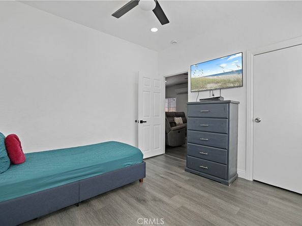 1023 W 51st, Los Angeles CA 90037