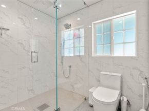 7741 Variel, Canoga Park CA 91304