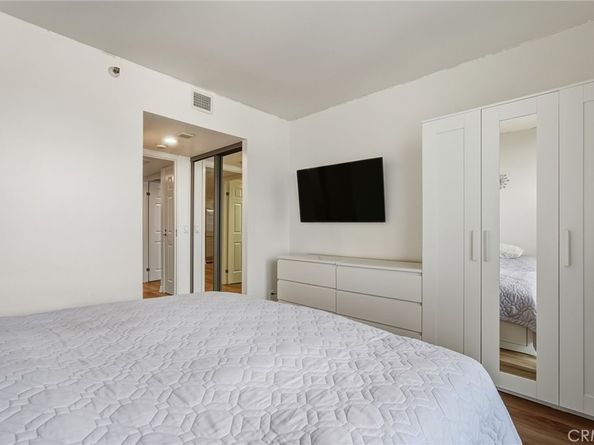 345 Pioneer Drive 501, Glendale CA 91203