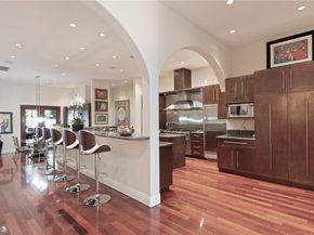 22851 Calvert Street, Woodland Hills CA 91367