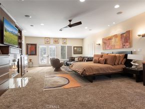 22851 Calvert Street, Woodland Hills CA 91367