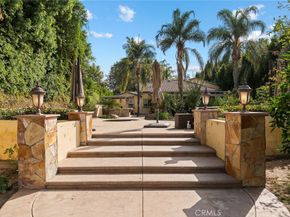 22851 Calvert Street, Woodland Hills CA 91367