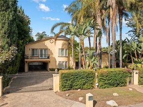 22851 Calvert Street, Woodland Hills CA 91367
