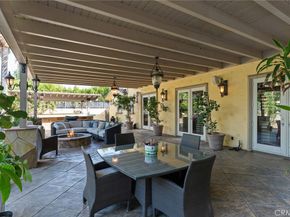 22851 Calvert Street, Woodland Hills CA 91367