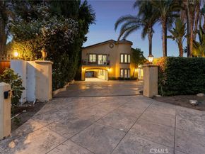 22851 Calvert Street, Woodland Hills CA 91367