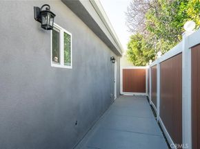 5919 - 5921 Cantaloupe Avenue, Valley Glen CA 91401